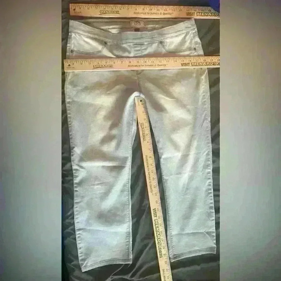 Lei Capri Jeans Stretch Slip On Size 13 - Picture 7 of 8